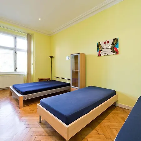 Otel Krasova Prag
