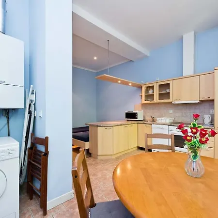 Krasova 3*