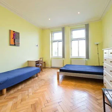 Krasova 3* Prague